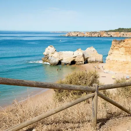 Beach 2min Walk بورتيماو